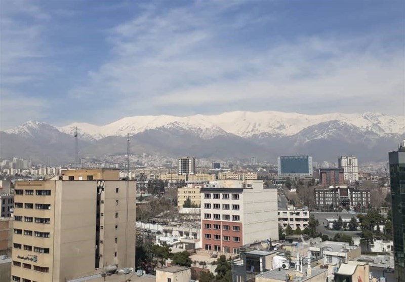تمرکز ثروت و جمعیت کشور در تهران بسیار خطرناک شده است
