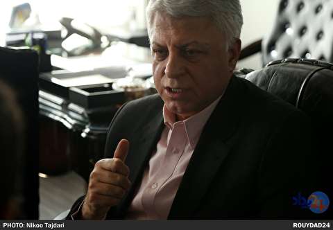 بعید است آمریکا به سمت جنگ نظامی با ایران برود/ ترامپ باز هم رئیس‌جمهور می‌شود