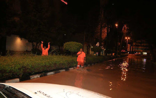 خیابان&zwnj;های بندرعباس زیر آب رفت +عکس