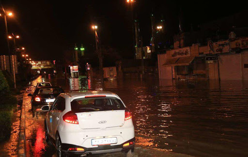 خیابان&zwnj;های بندرعباس زیر آب رفت +عکس