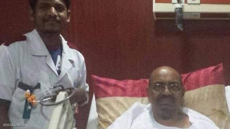 اولین تصویر از عمرعبدالبشیر پس از سرنگونی حکومت