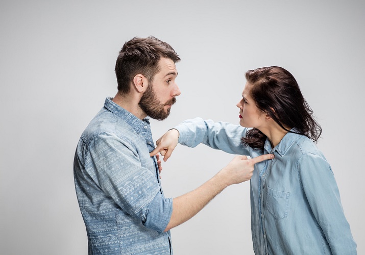 دعوا بر سر این مسائل، زنگ خطر است!