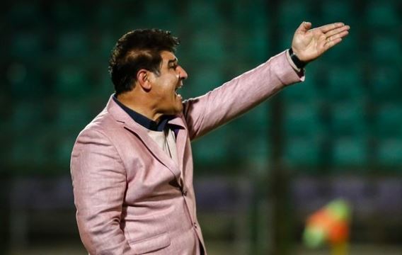 ناراحتی استقلالی‌ها و شعار علیه پرسپولیس!