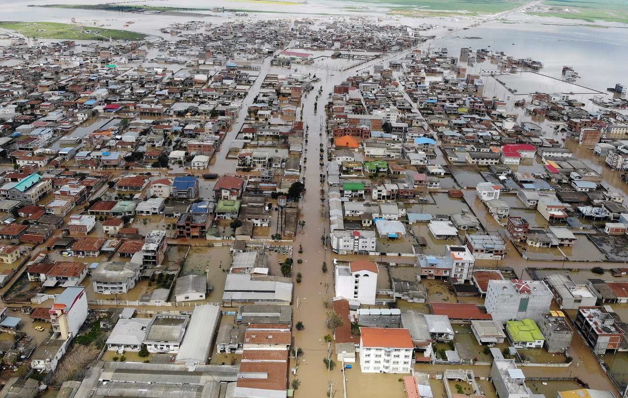 غیبت استاندار در بحرانی‌ترین زمان گلستان/ وزیر کشور: مناف هاشمی خارج از کشور است + فیلم