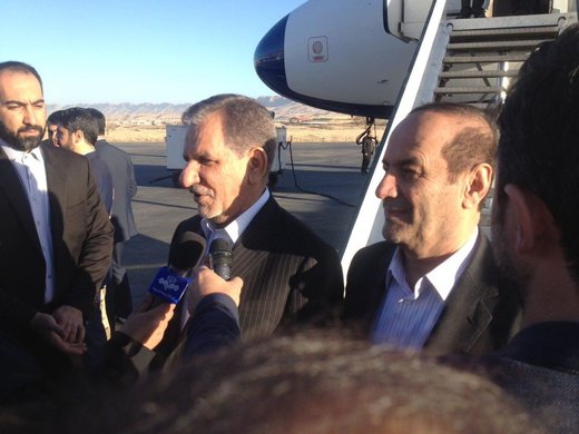 دولت با تمام توان در کنار مردم سیل زده گلستان است