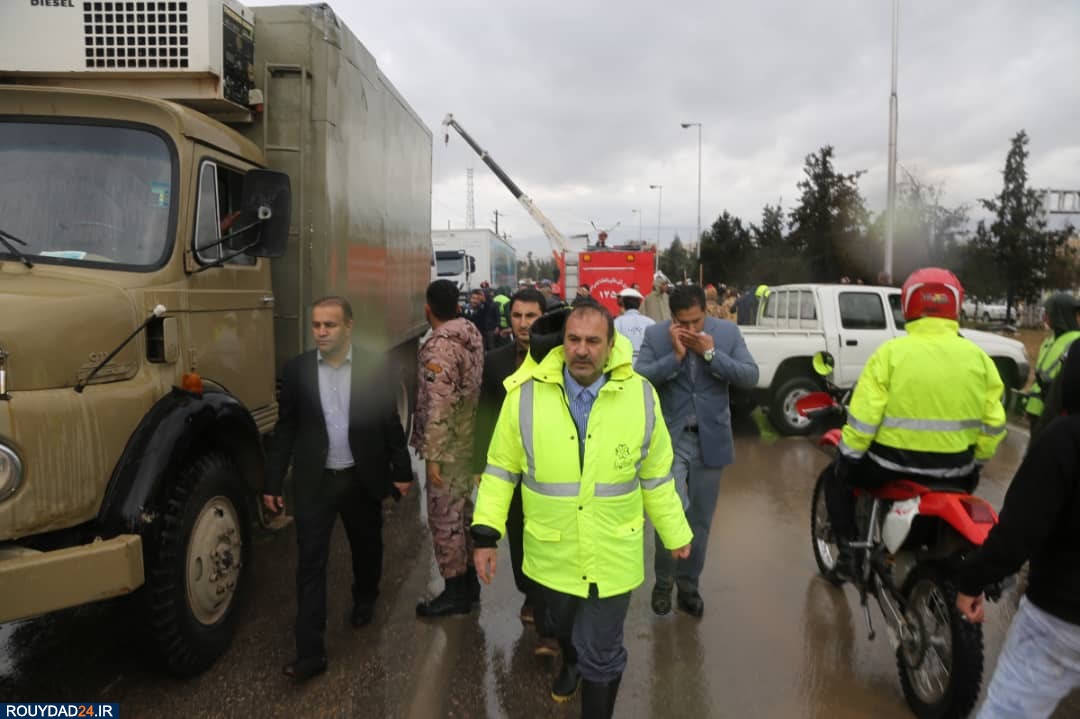 کشته‌های سیل شیراز به ۱۷ نفر رسید/ ۳۸ نفر بستری هستند +عکس