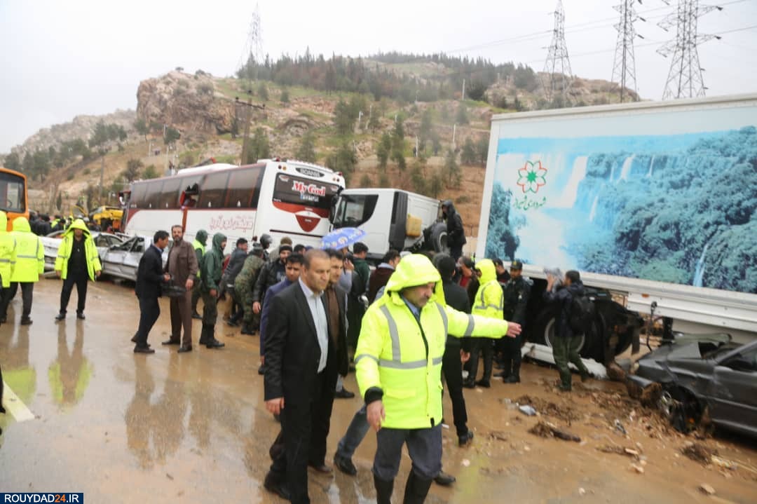 کشته‌های سیل شیراز به ۱۷ نفر رسید/ ۳۸ نفر بستری هستند +عکس