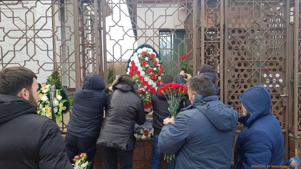 ادای احترام مردم بلاروس به مقام سردار سلیمانی