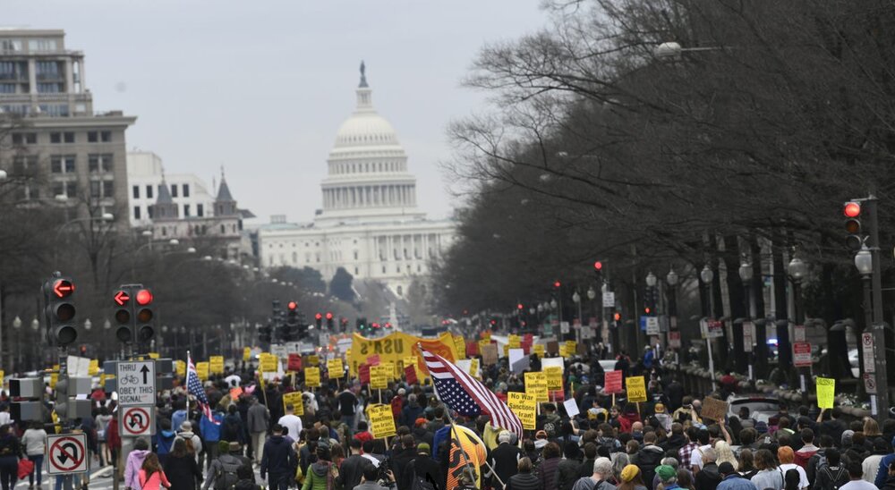 تظاهرات مردم آمریکا در محکومیت ترور سپهبد سلیمانی +عکس