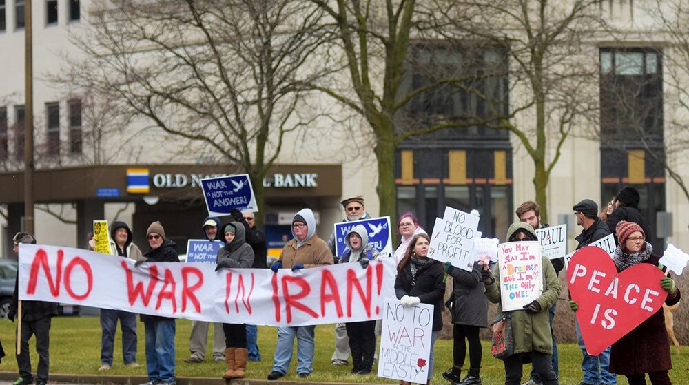 تظاهرات مردم آمریکا در محکومیت ترور سپهبد سلیمانی +عکس