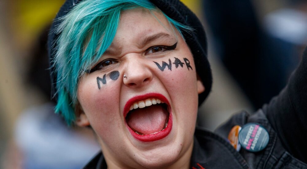 تظاهرات مردم آمریکا در محکومیت ترور سپهبد سلیمانی +عکس