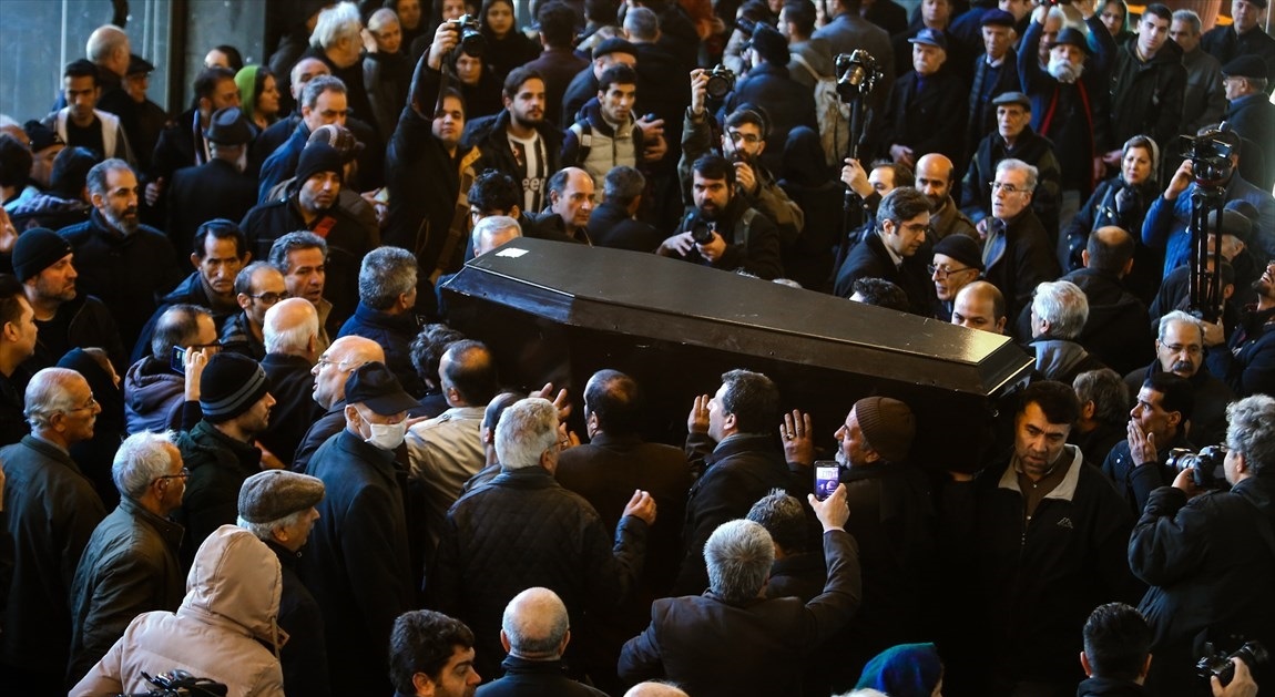 تشییع پیکر شهلا ریاحی 