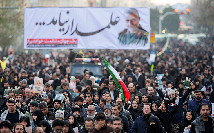 وداع تهران با سردار شهید قاسم سلیمانی تشییع سردار شهید قاسم سلیمانی