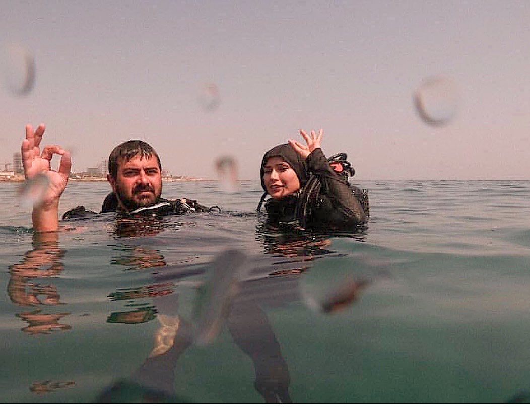 غواصی خانم بازیگر با همسرش +عکس