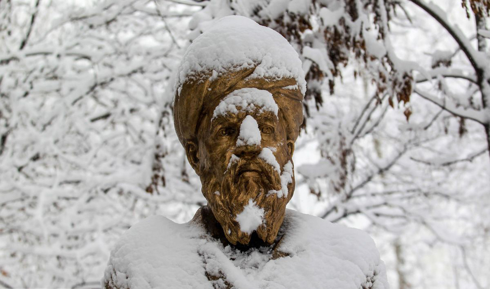 بارش بی‌سابقه برف در مشهد +عکس