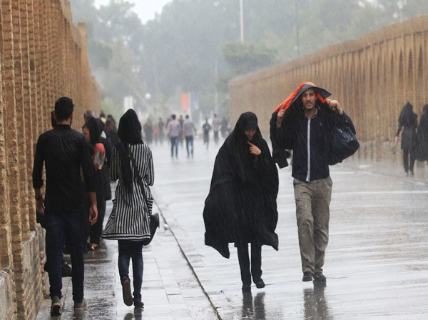 بارش برف و باران تا روزهای پایانی هفته جاری ادامه خواهد داشت