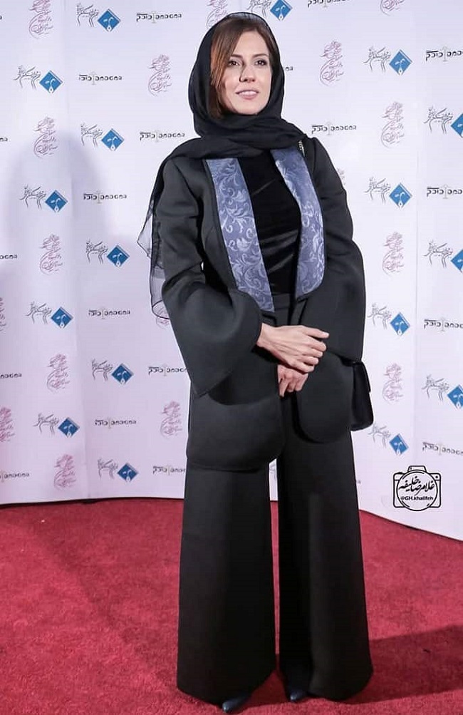 سارا بهرامی و لباس‌ها و استایل‌های خاصش