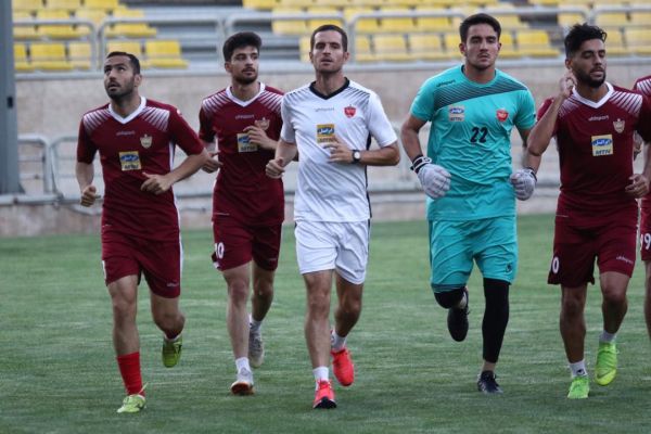 مصدومیت دروازه‌بان پرسپولیس 