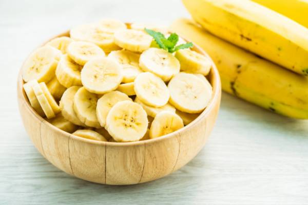 آشنايي با خواص و مضرات موز