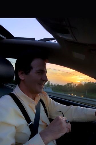 ماشین لاکچری 