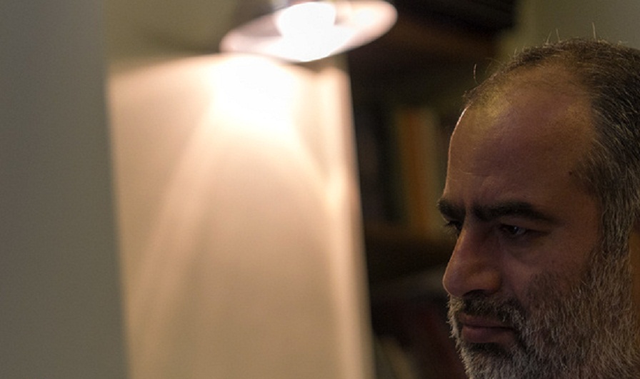 آشنا: اجازه ندهیم با حافظه تاریخی ملت بازی شود حسام الدین آشنا