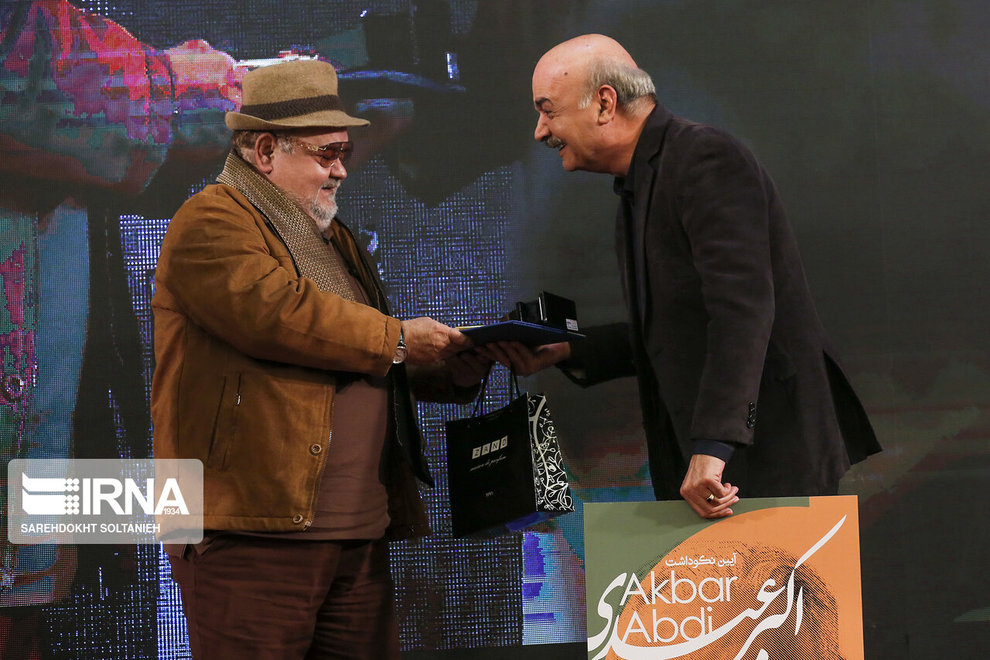 حاشیه و متن جشن منتقدان سینما؛ از حرف‌های تند بهداد تا ..