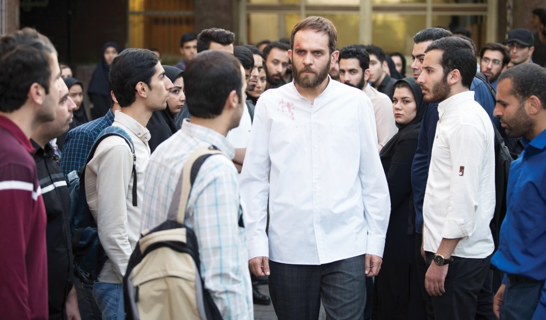 نقد روز بلوا جشنواره فیلم فجر نقد روز بلوا جشنواره فیلم فجر