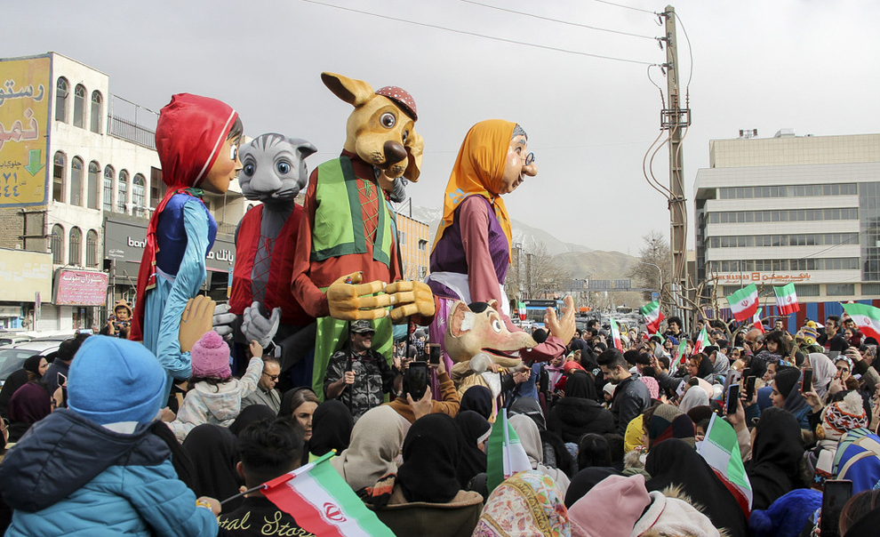 رژه غول‌پیکران در شهرکرج