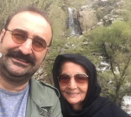 سلفی بازیگران با مادرانشان در روز مادر