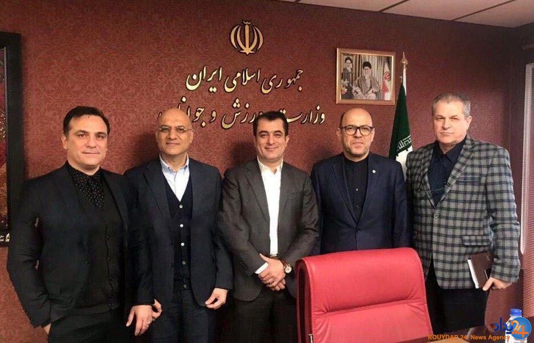 چرا کسی به فکر انتخاب مدیرعامل استقلال نیست؟