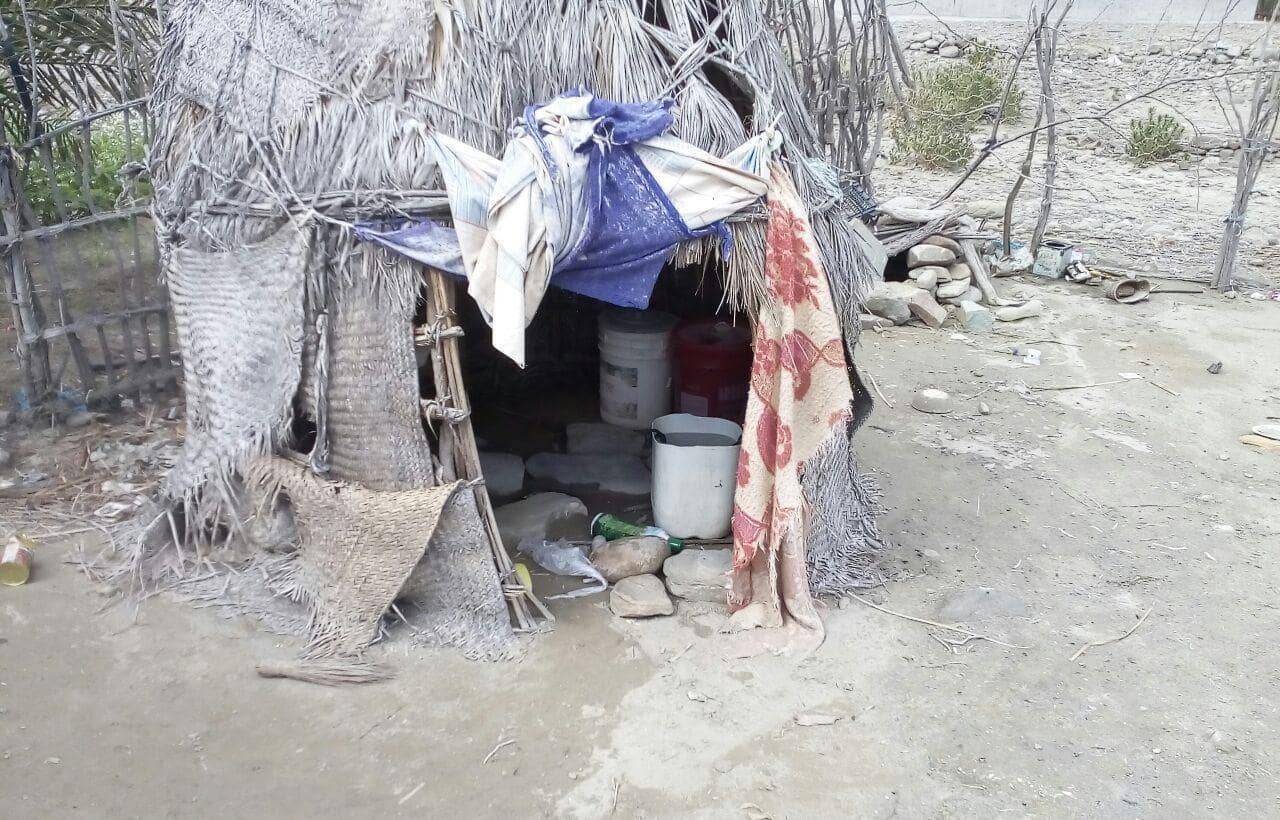 سیل آمد پسر و کَپَر و ۷ گوسفندم را با خود برد