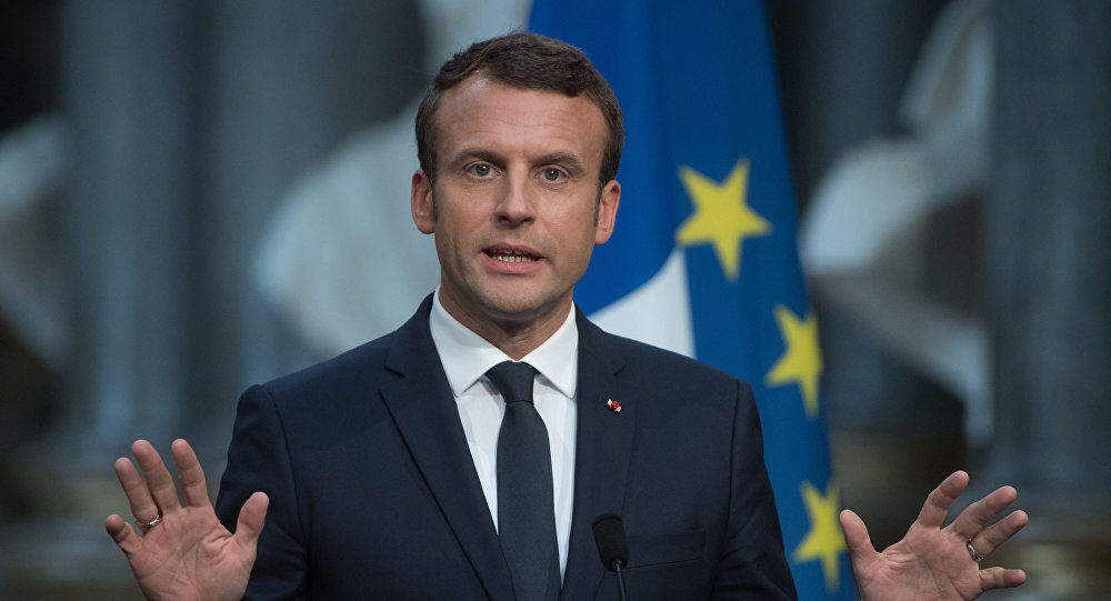 مکرون: اتحادیه اروپا باید درباره ادلب قاطعانه موضع گیری کند