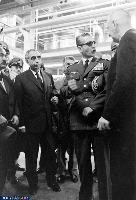 علی امینی نخست وزیر ایران علی امینی نخست وزیر ایران