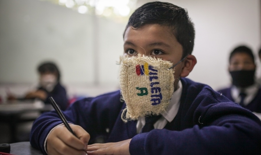 ساخت ماسک با مواد زائد! +تصاویر