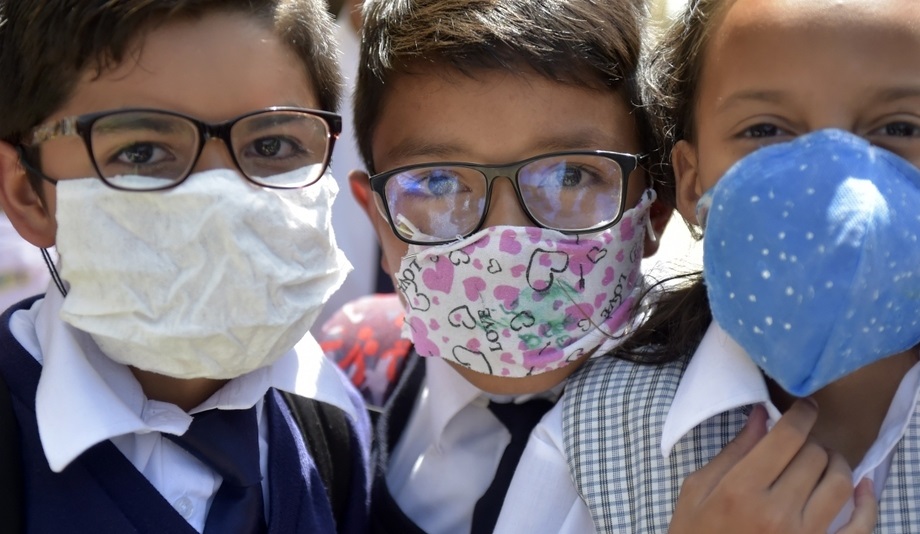 ساخت ماسک با مواد زائد! +تصاویر