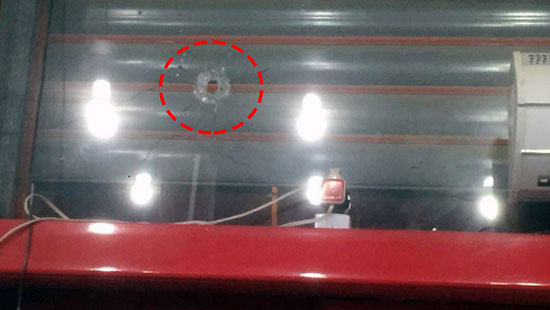 تیرباران وحشتناک فروشگاه افق کوروش آبادان +عکس