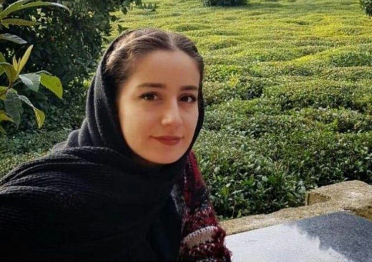 واکنش وزارت بهداشت به مرگ پرستار ۲۵ ساله بر اثر کرونا وزارت بهداشت