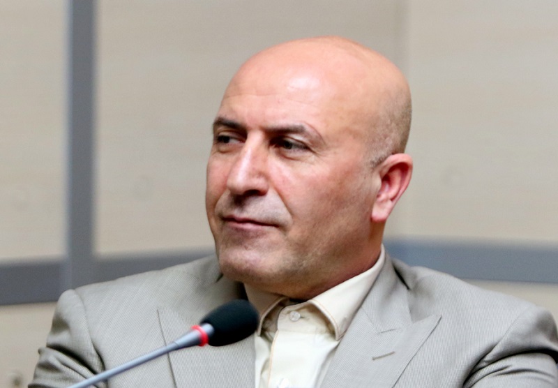 مشکلی در تامین کاغذ در ۶ ماهه اول امسال نداریم/ سه تولیدکننده بزرگ کاغذ داخلی عملا خوابیده‌اند