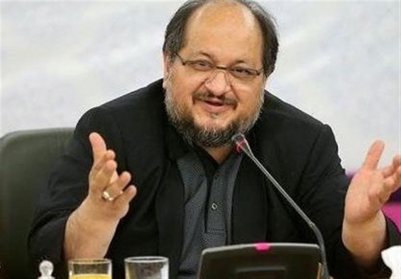 حتی یک شغل ایرانی هم به خارجیها تعارف شود، حرام است حتی یک شغل ایرانی هم به خارجیها تعارف شود، حرام است