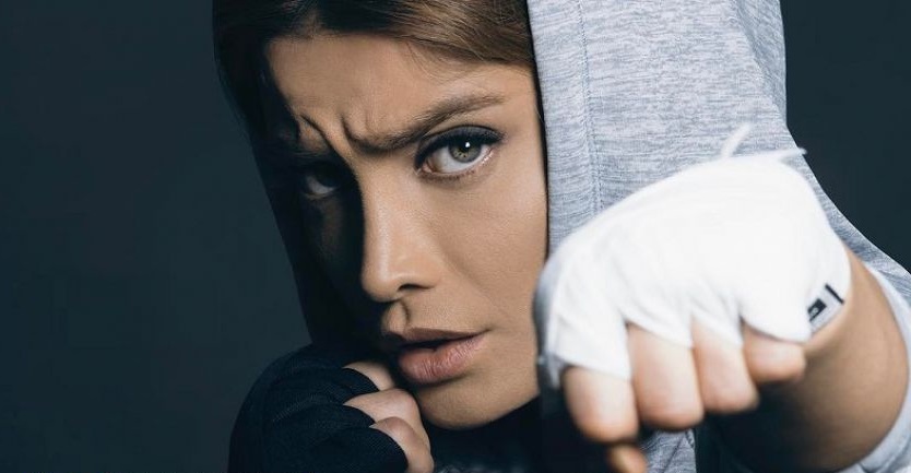 تینا آخوندتبار: برای تماشای دربی با لباس پسرانه به استادیوم رفتم! تینا آخوندتبار: برای تماشای دربی با لباس پسرانه به استادیوم رفتم!