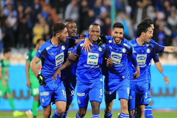 اشک‌ها و لبخندها در ورزشگاه آزادی/ برد شیرین استقلال با فرهاد