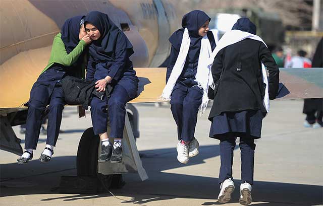 سن بلوغ دختران و پسران ایرانی چقدر است؟