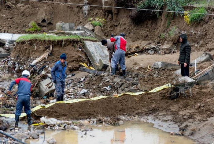 ۴ راهکار بازگشت صنایع سیل‌زده به چرخه تولید
