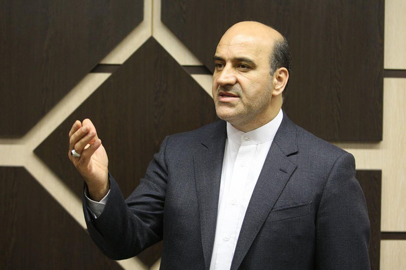 دولت مردم را دچار زحمت کرده&zwnj; است/ وزارت صنعت آشفتگی بازار را اصلاح نکند، وزیر استیضاح می&zwnj;شود