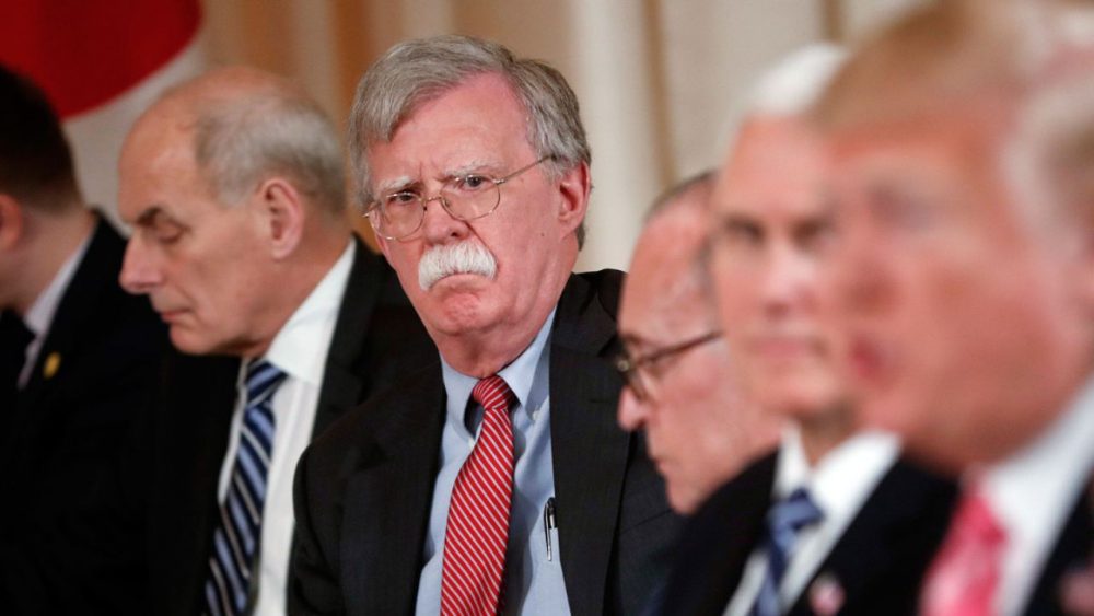 فشار مخالفان ترامپ برای محدود شدن آرایش جنگی آمریکا جواب می‌دهد؟