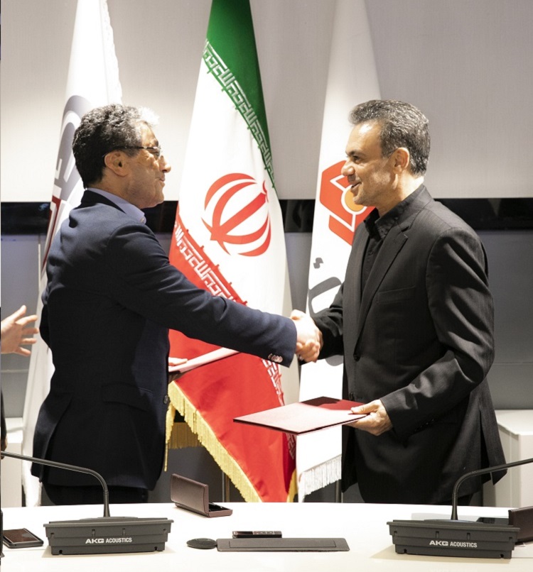 تاکید مدیران عامل بانک ملت و گروه صنعتی گلرنگ بر تقویت همکاری‌ها