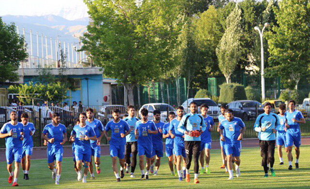 پول رسید؛ استقلالی‌ها تمرین کردند