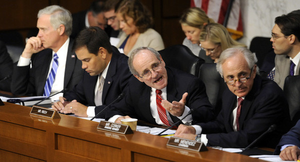 کاخسفید فورا درباره ایران توضیح دهد کاخسفید فورا درباره ایران توضیح دهد