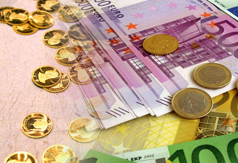 کف ۱۴ روزه در بازار دلار