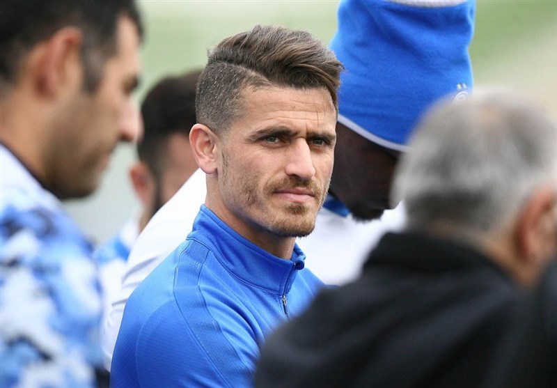 مذاکره باشگاه استقلال با غفوری برای تمدید قرارداد مذاکره باشگاه استقلال با غفوری برای تمدید قرارداد